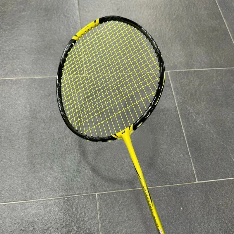 YONEX NANOFLARE 1000Z Carbon L - đánh giá và giá Badminton Yonex
